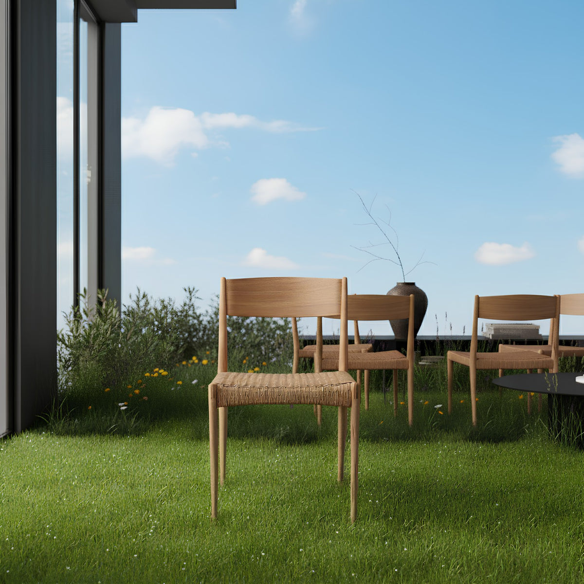 Pia Chair